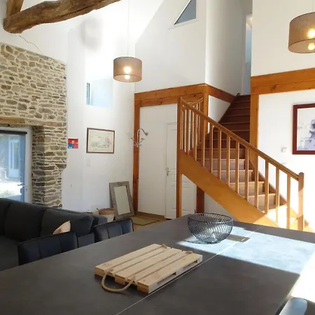 Superb Norman With Swimming Pool In The Bay Of Mont St Michel * Dragey