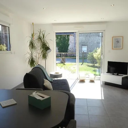 Casa de Férias Superb Norman With Swimming Pool In The Bay Of Mont St Michel *